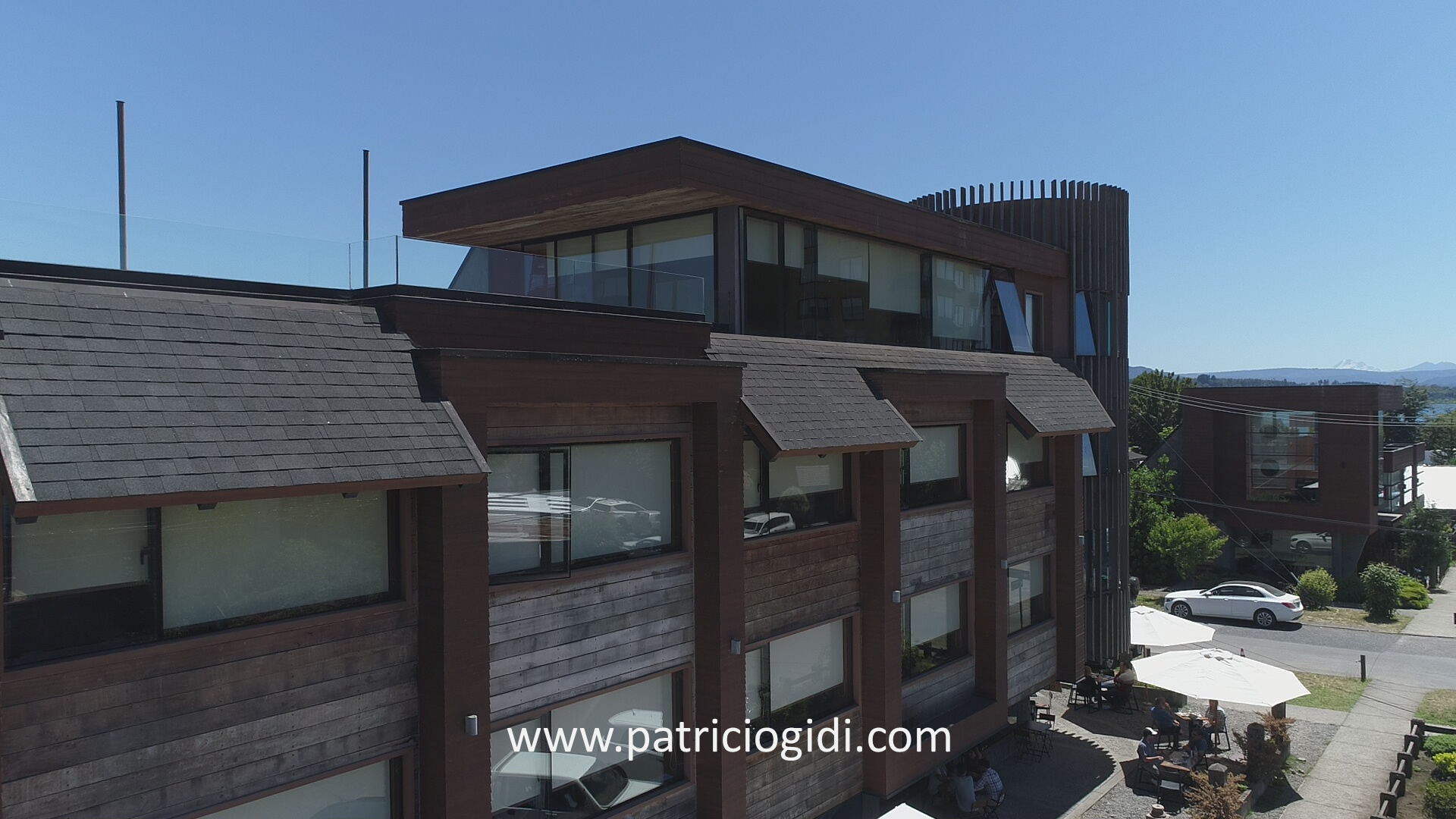 Hotel en Villarrica con Locales Comerciales — foto 1
