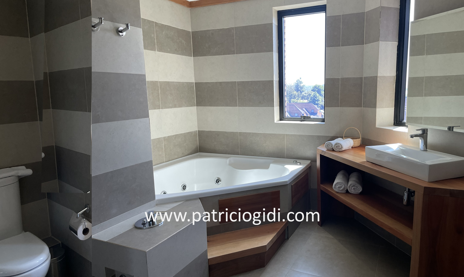 Hotel en Villarrica con Locales Comerciales — foto 14
