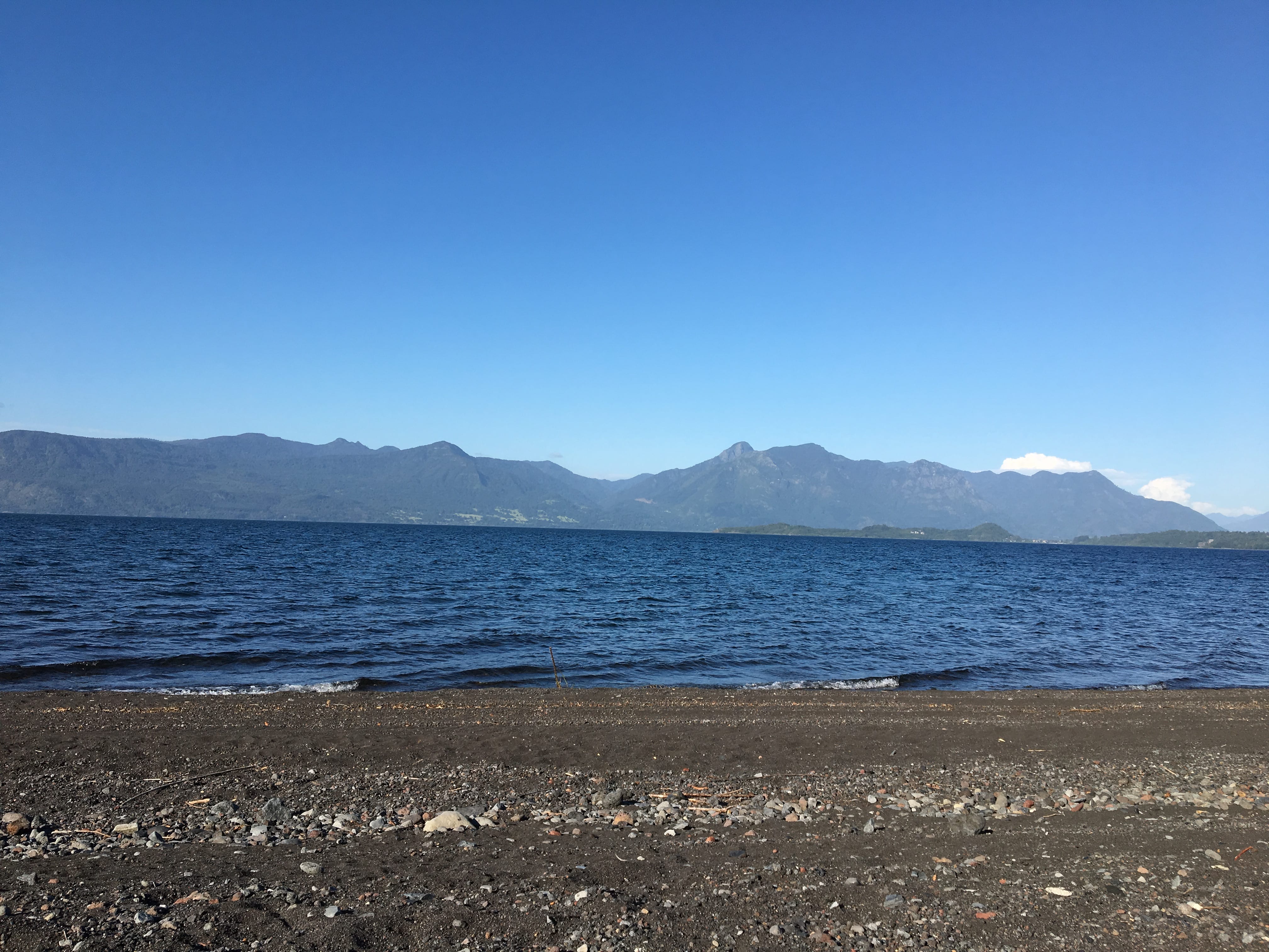 Pucon Casa a Orillas del Lago, Vacacional — foto 2