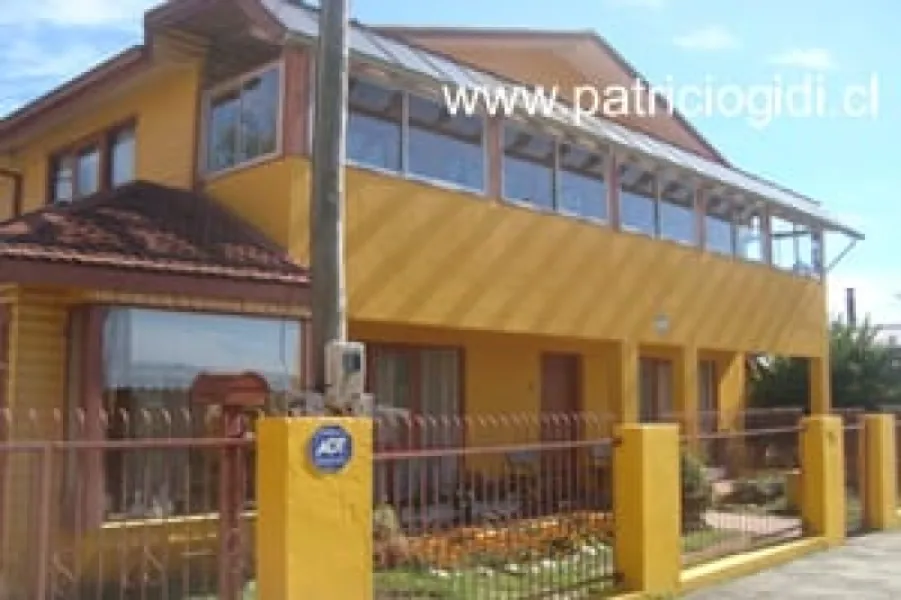 Cabañas y Hostería en Villarrica Centro y frente al Lago