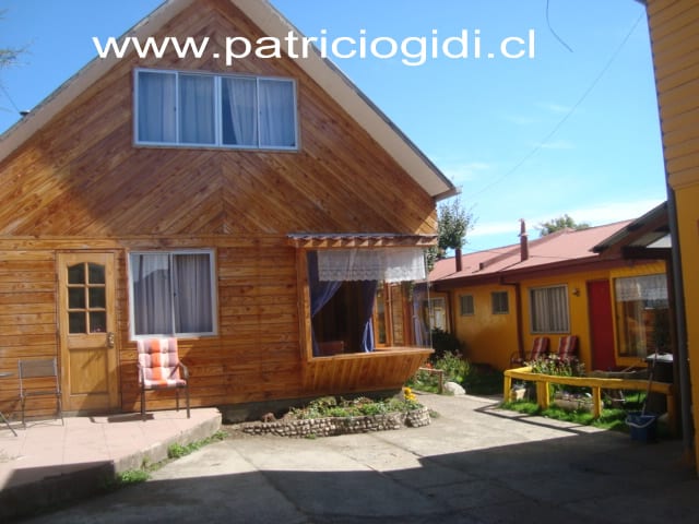 Cabañas y Hostería en Villarrica Centro y frente al Lago — foto 5