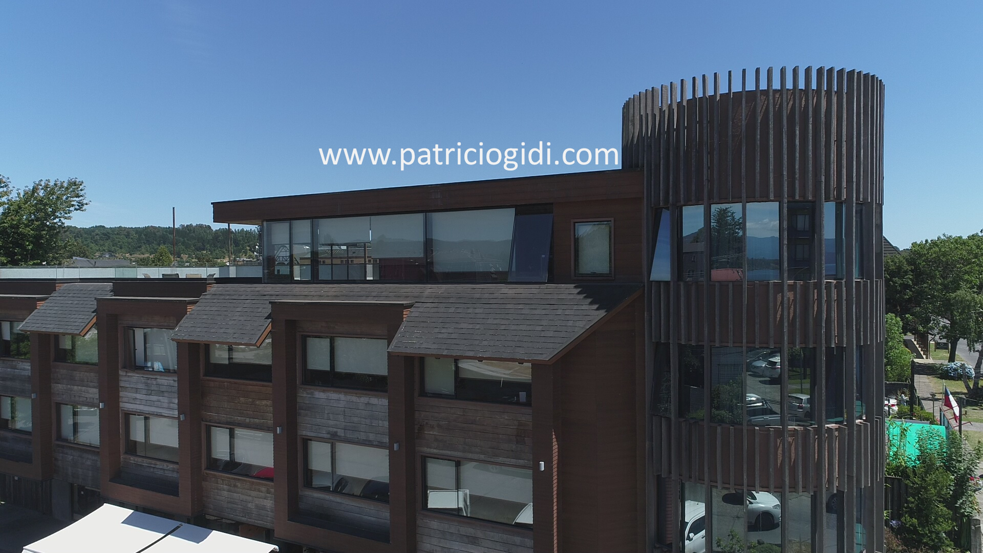 Venta de Hotel en Villarrica con Locales Comerciales Venta de Hotel en Villarrica con Locales Comerciales