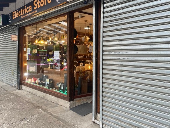 Se arrienda local comercial en Villarrica